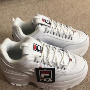 white chunky fila sneakers